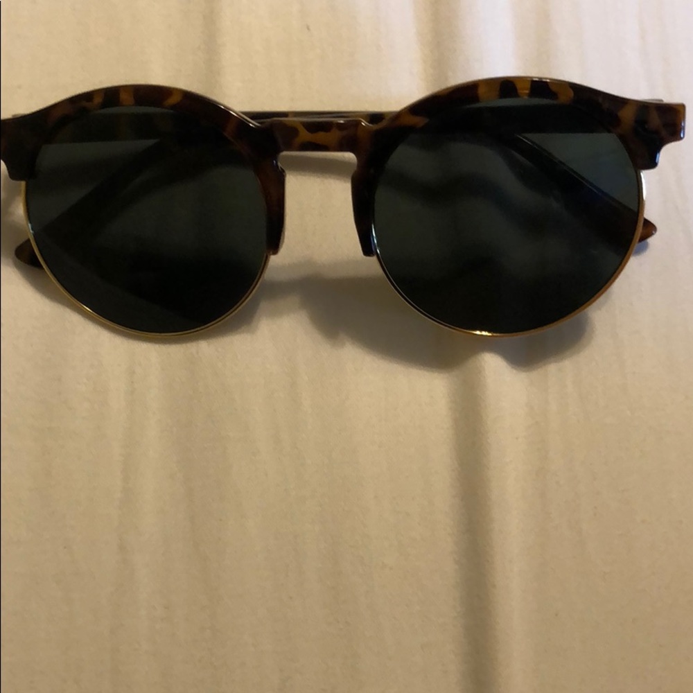 Modern Half Frame Round Sunnies
